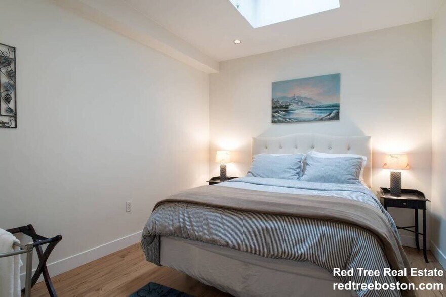 Building Photo - 28 Piedmont St