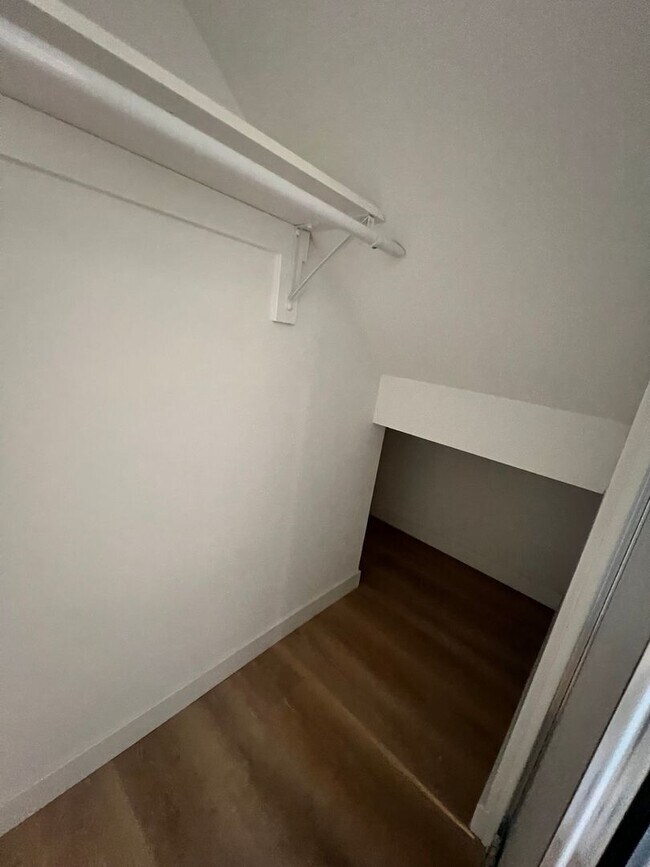 Building Photo - Remington