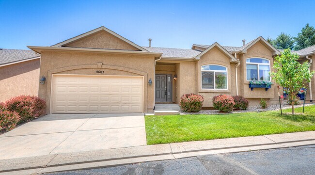 Building Photo - 5607 University Village View