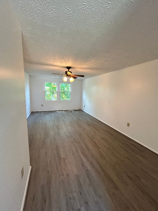 Building Photo - 1200 Cabinwood Pl