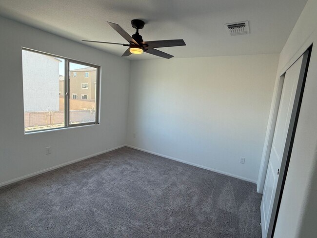 Building Photo - Brand new Southwest 3 bedrooms 2.5 bathrooms