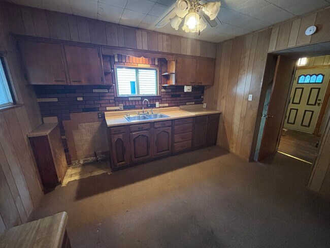 Building Photo - Spring Into Homeownership This May! Lease-to-Own Home Opportunity – This is NOT a Typical Rental!