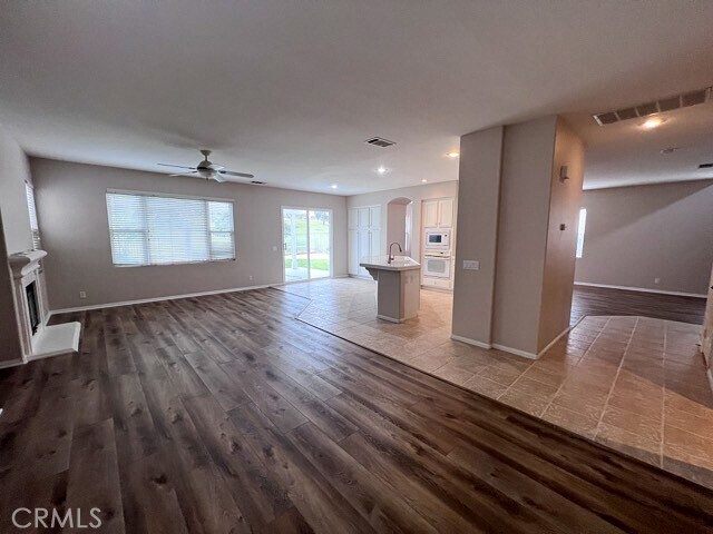 Building Photo - 30906 Crystalaire Dr