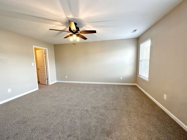 Building Photo - Coming SOON! Beautiful 3-Bedroom Townhome in Wentzville with Finished Basement and Community Amen...