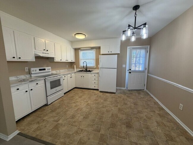 Building Photo - Burlington