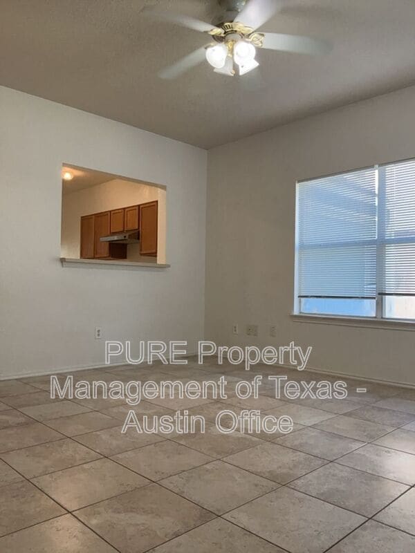 Building Photo - 304 Windridge Village Cove