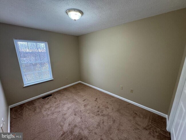 Building Photo - 544 Allston Cir