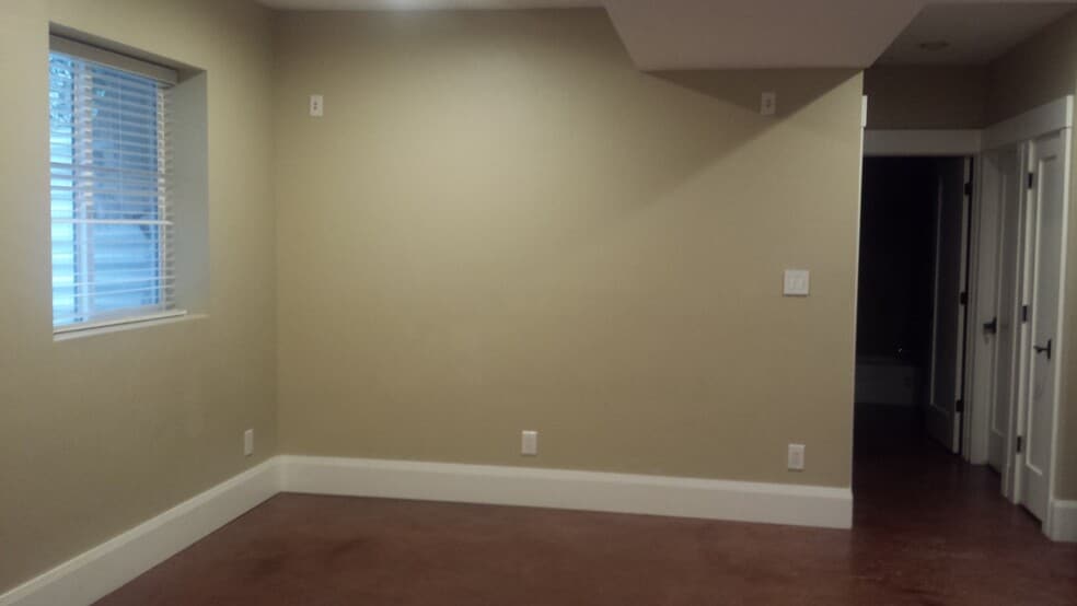 Building Photo - 511 S 1200 E