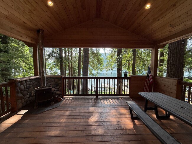 Building Photo - Private Lakefront Cabin for Rent