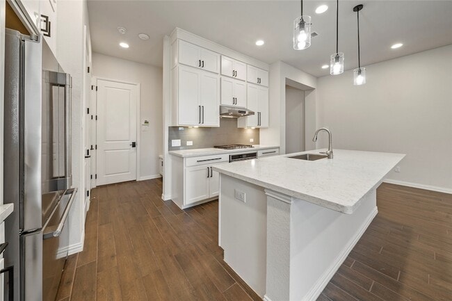 Building Photo - 17769 Shumard Oak Dr