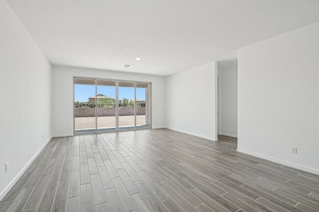Building Photo - LaSenda
