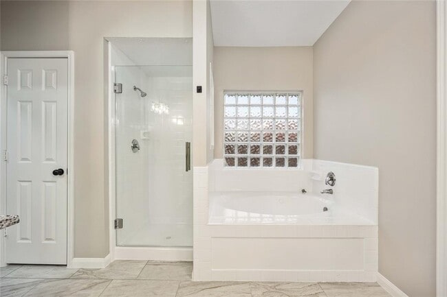 Building Photo - 14611 Wynbourn Way