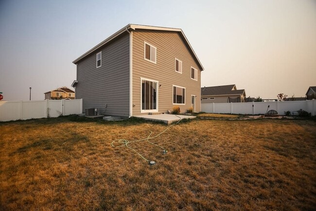 Building Photo - 4 Bedroom Home in Wellington