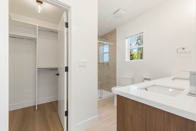 Building Photo - 108 6th St South