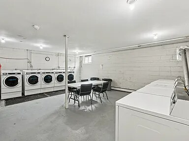 Building Photo - 1822 Benton Ave