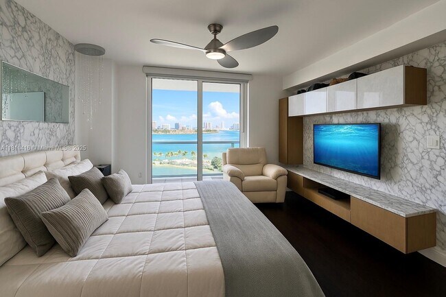 Building Photo - 50 Biscayne Blvd