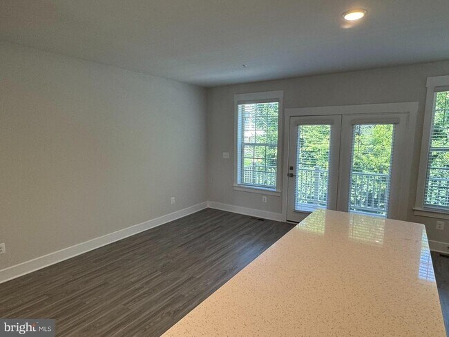 Building Photo - 2915 Osprey Way