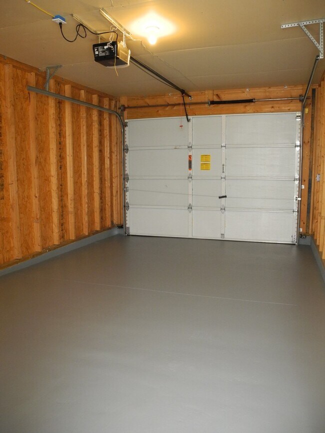 Building Photo - Condominium in Academy Commons