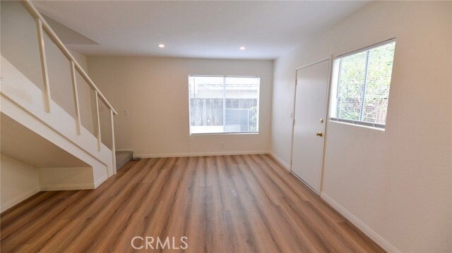 Building Photo - 218 Avenida Rosa