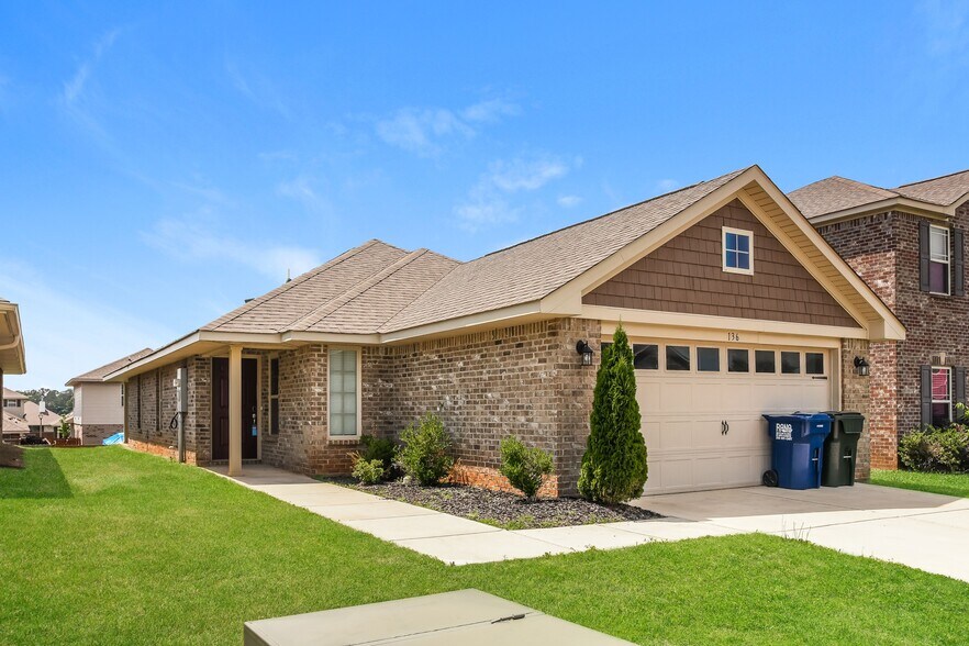 Building Photo - 136 Pitts Griffin Drive