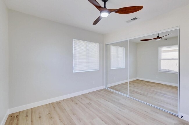 Building Photo - 503 Prescott Ave