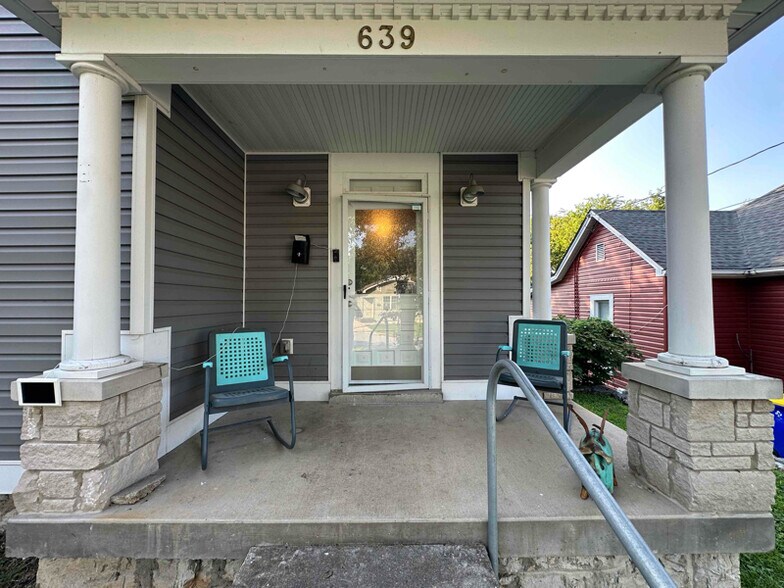 Primary Photo - 639 Park St
