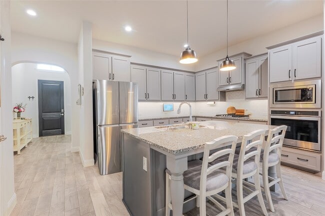 Building Photo - 133 Welch Folly Ln