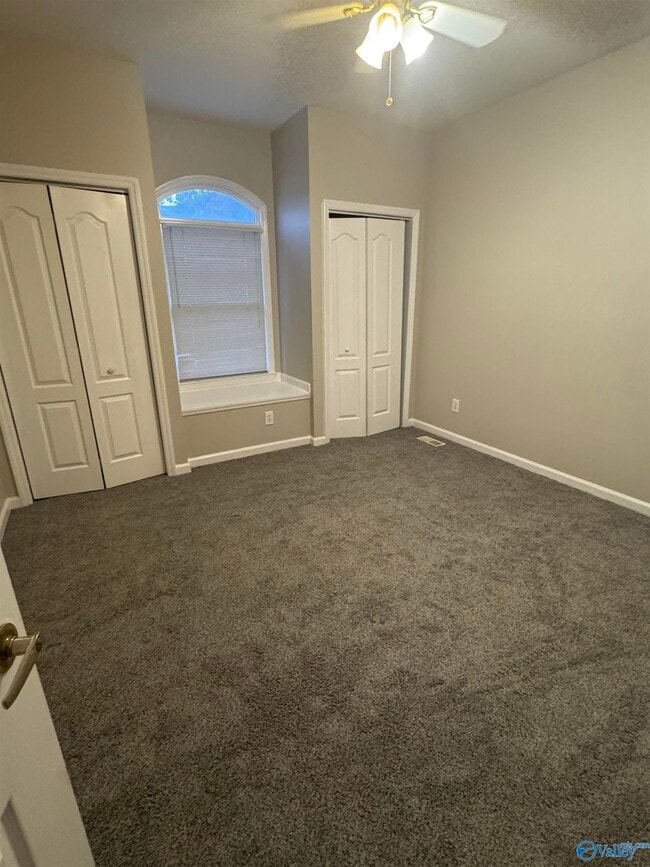 Building Photo - 113 Montrose Dr