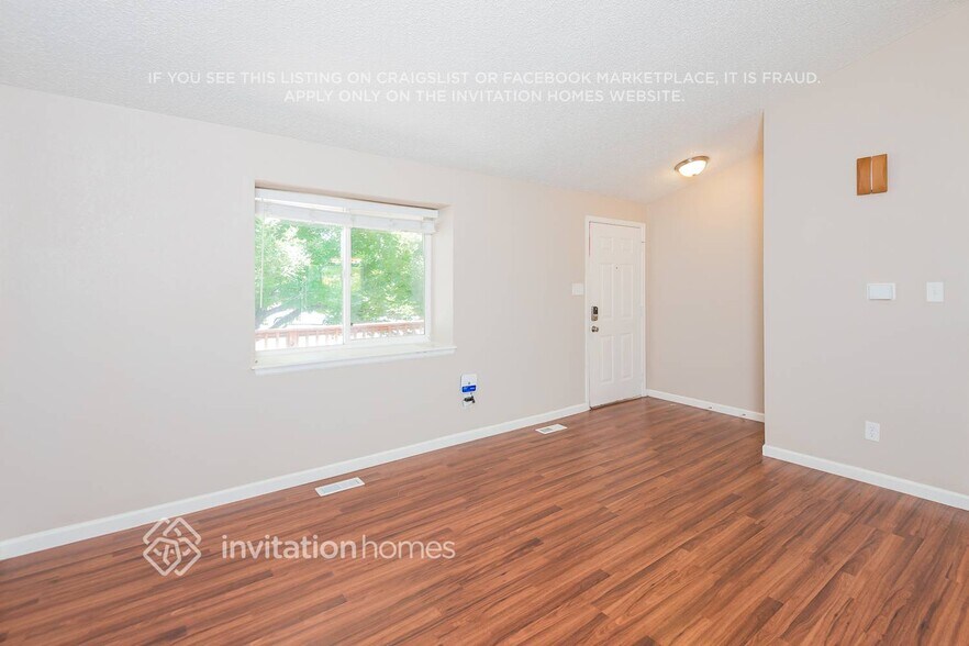 Building Photo - 12040 Grape Way
