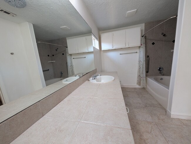 Building Photo - 104 Ponderosa Trail