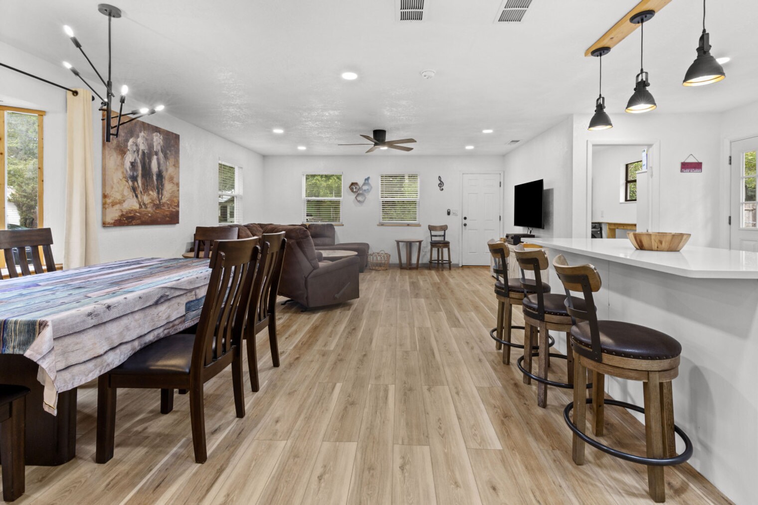 Building Photo - 2725 NW 44th Pl