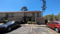 Building Photo - 901 Olmstead Dr