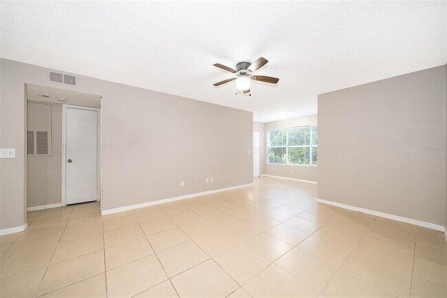 Building Photo - 5140 Conroy Rd