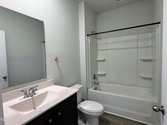 Building Photo - 202 Airlie Vista Ln