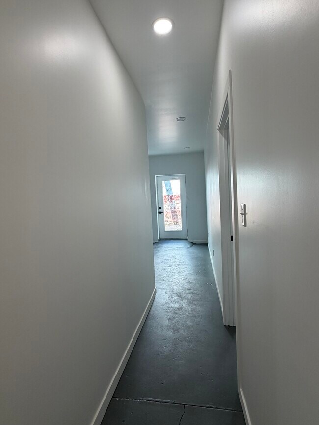Building Photo - The Warehouse At Calhoun - RESIDENTIAL