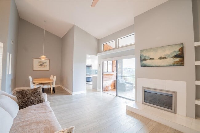 Building Photo - 8200 Neely Dr