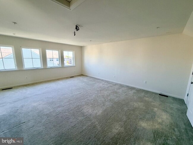 Building Photo - 3744 Green St