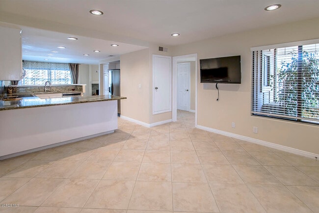 Building Photo - 2399 Windward Cir