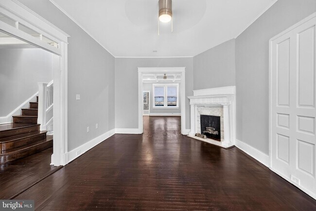 Building Photo - 3015 13th St NW
