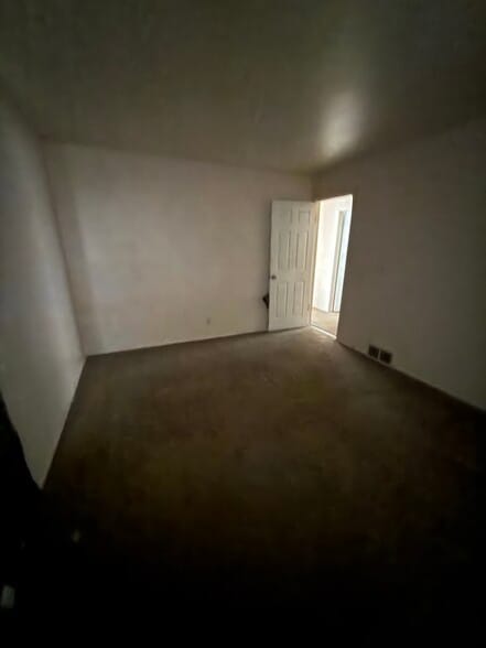 Building Photo - 6113 Natchez Dr