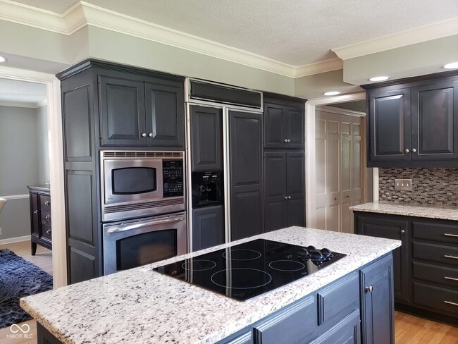 Building Photo - 3856 Long Ridge Blvd