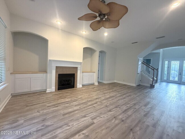 Building Photo - 3589 Sir Rogers Ct