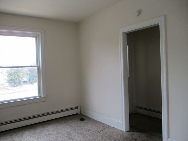 Building Photo - Completely remodeled, spacious Twin Attached home with private backyard - $2,100