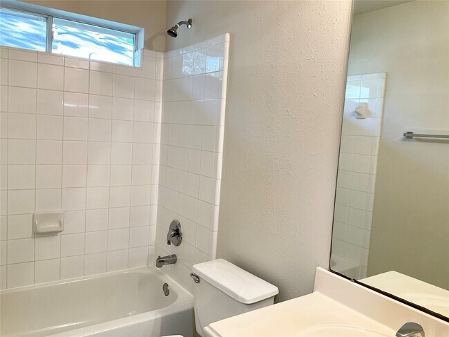 Building Photo - 67 Blackstar Pl