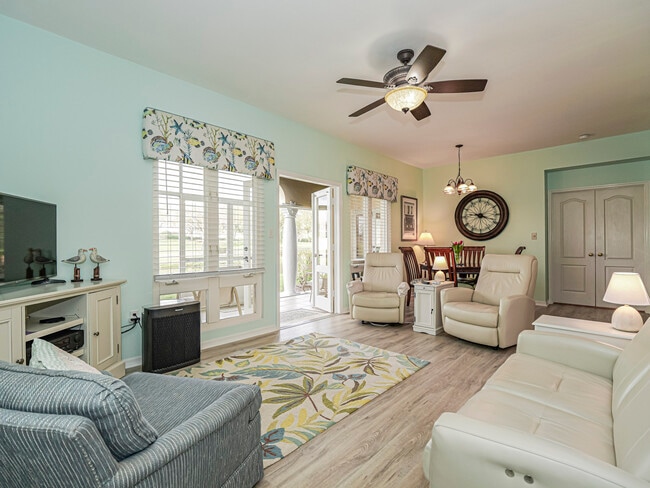 Building Photo - 5075 Harmony Cir