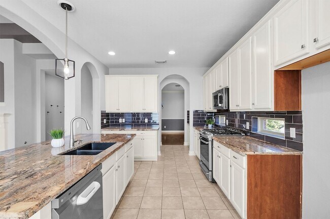 Building Photo - 30515 Mystic Canyon Dr