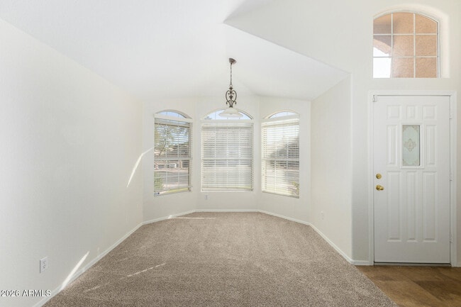 Building Photo - 1180 W Jeanine Dr