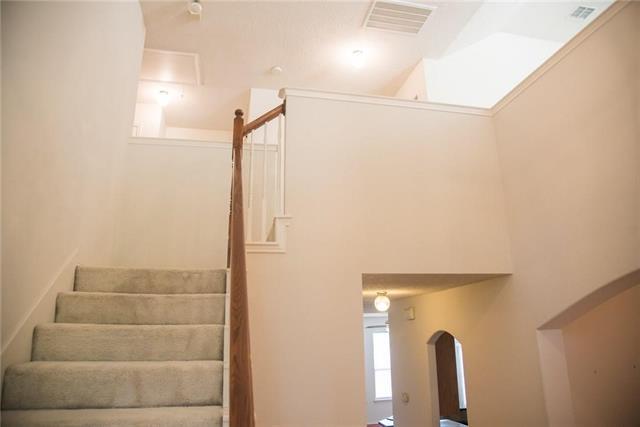 Building Photo - 8240 Fountain Ridge Dr