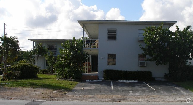 Building Photo - 901 Intracoastal Dr