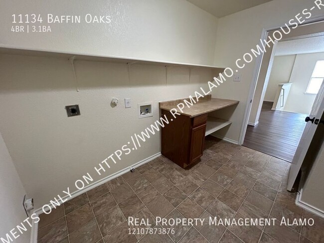 Building Photo - 11134 Baffin Oaks